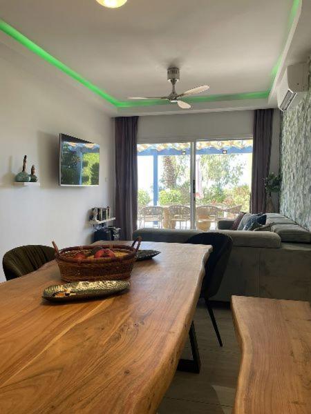 Apartament Timeless Cyprus Pafos Zewnętrze zdjęcie